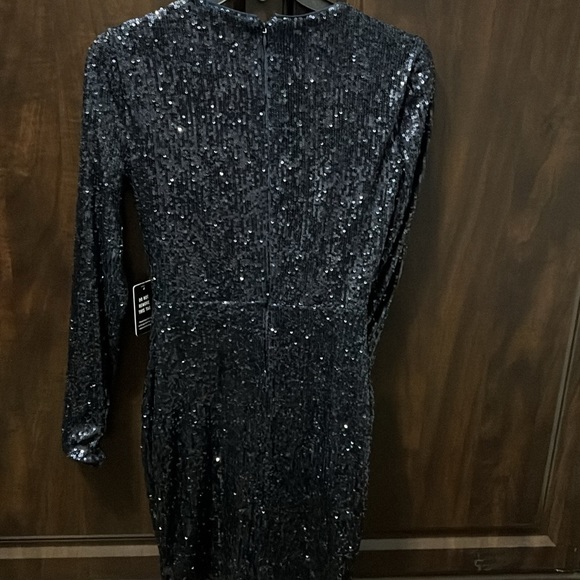 Express navy blue sequins dresses - Picture 4 of 4